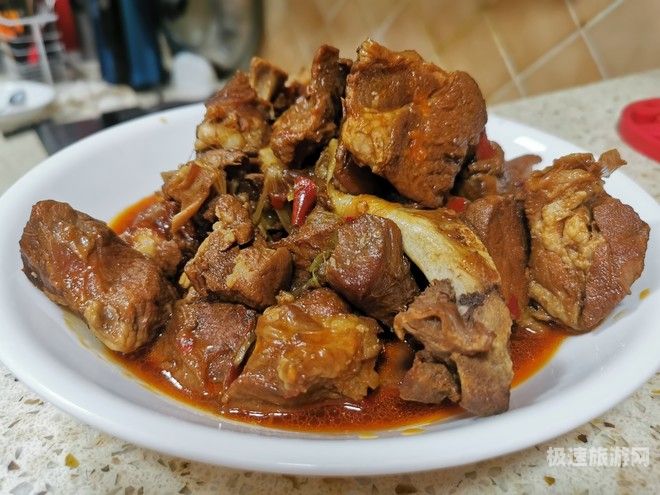 上海好吃的红烧羊肉（上海红烧羊肉的做法 最正宗的做法）